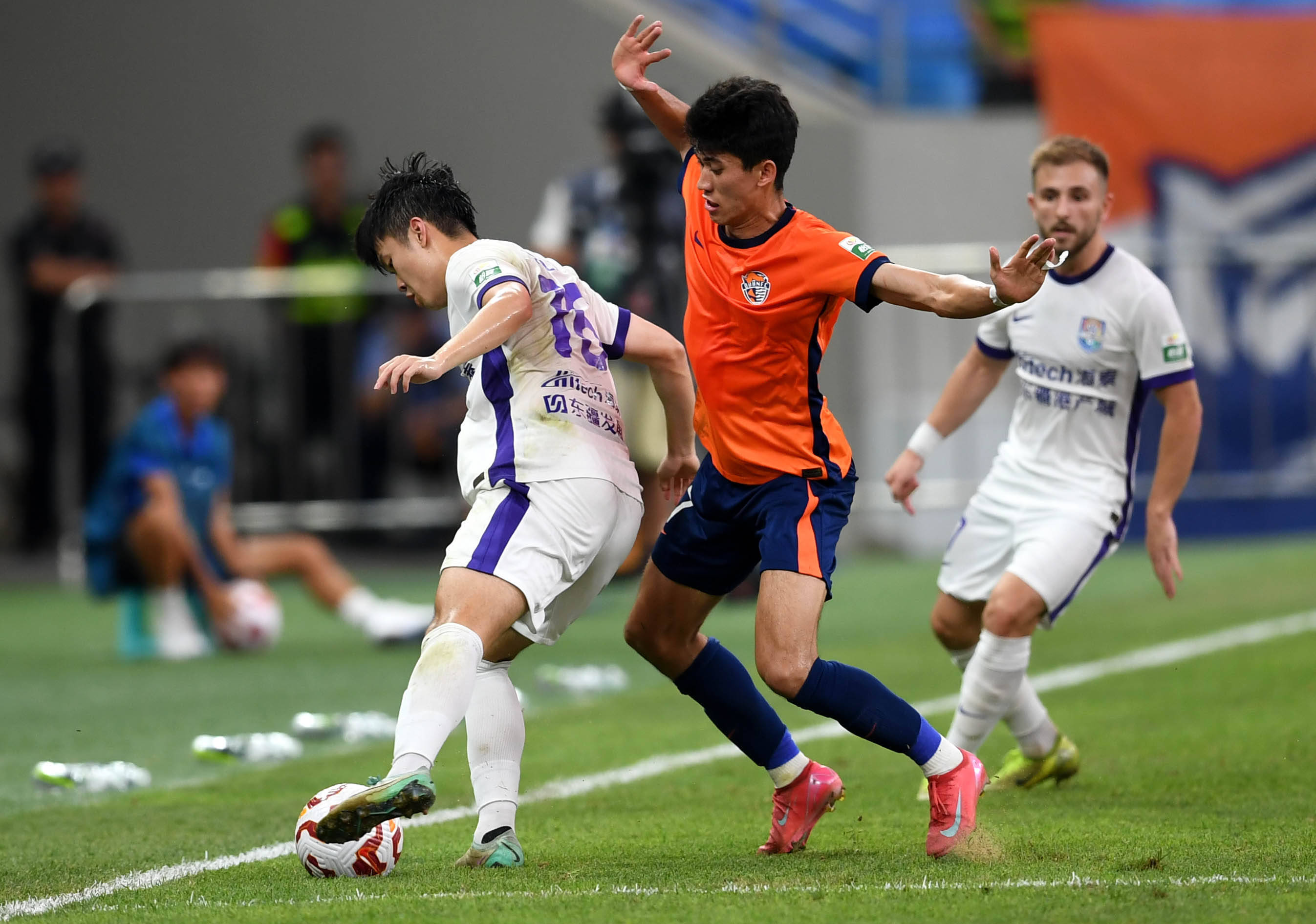 力背上四犯 力背上四犯